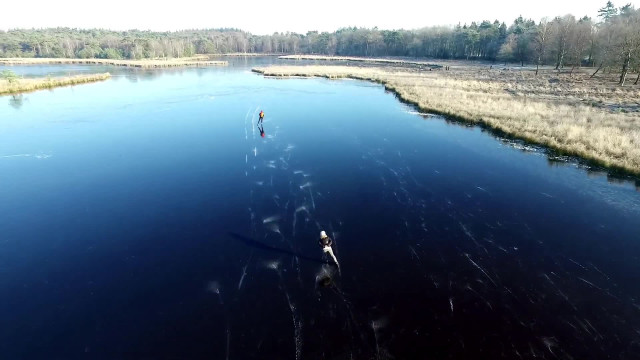 Drone Beelden Van Schaatsers Op Leersumse Veld Nieuwsblad De Kaap Nieuws Uit De Regio Doorn